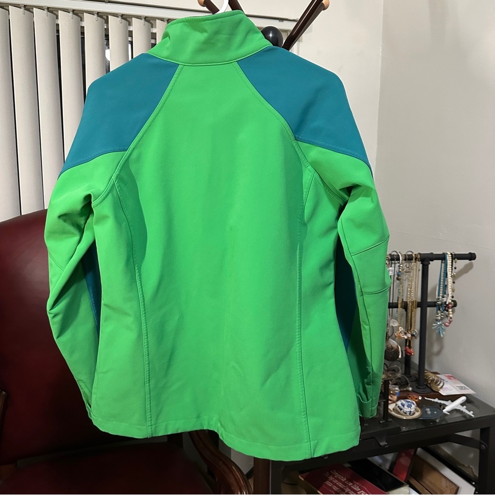 Marmot Women’s Gravity Softshell Jacket Wind Resi… - image 5